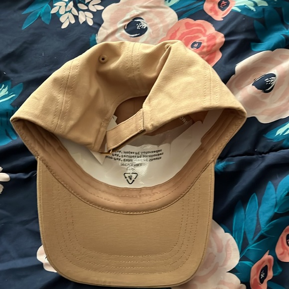 NWT Michael Kors Baseball Hat - Picture 5 of 5